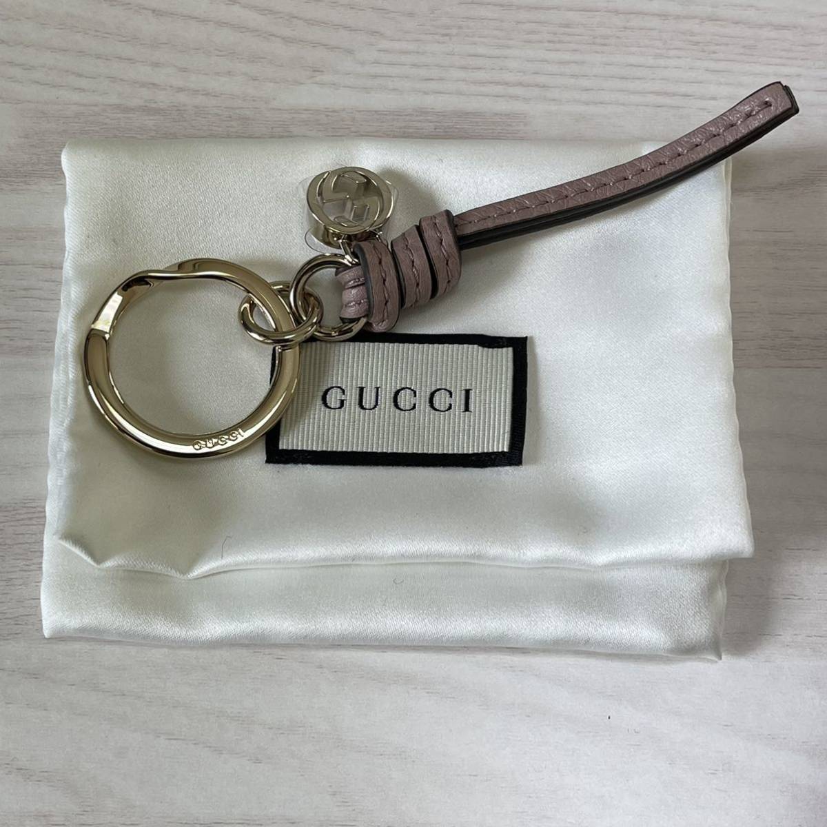 グッチ(GUCCI)① インターロッキングGGキーリング キーホルダー 新品 ...