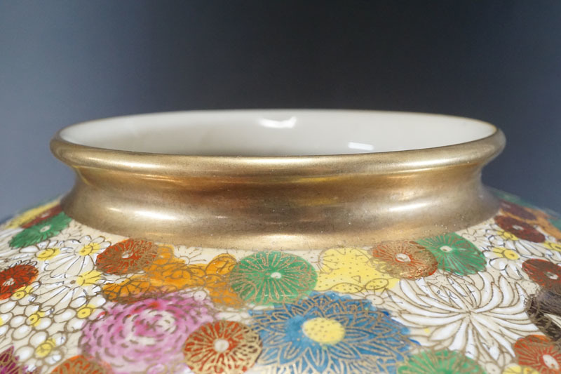 C467◇九谷焼【九谷孝月】造 色絵金彩花尽文花瓶 高約25cm 金襴手菊散
