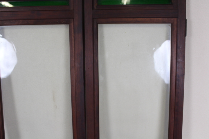正式的 扉 アンティーク 色ガラス 建具 引き戸 玄関 天然木 テレビ