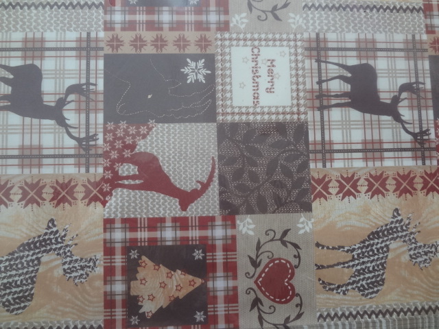 新品。かわいいクリスマス柄の包装紙、5枚セット、ラッピングペーパー、トナカイ_画像2