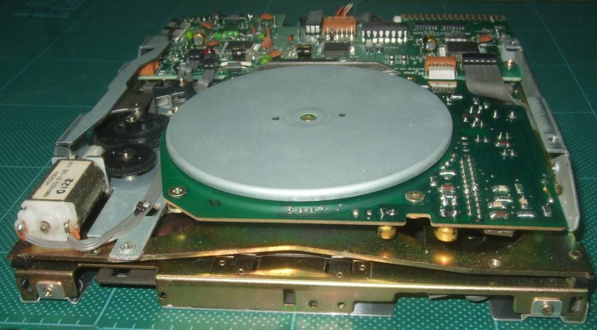 X68000用 リペア済み フロッピーディスクドライブ ACE/EXPERT X68000用 リペア済み フロッピーディスクドライブ ACE/EXPERT