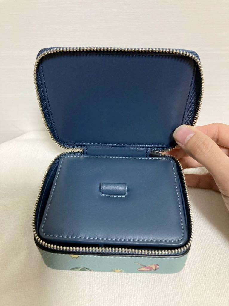 送料無料　新品　未使用　コーチ　COACH ジュエリーボックス　アクセサリーケース　傘　ブルー　水色　日本未発売　ハワイ