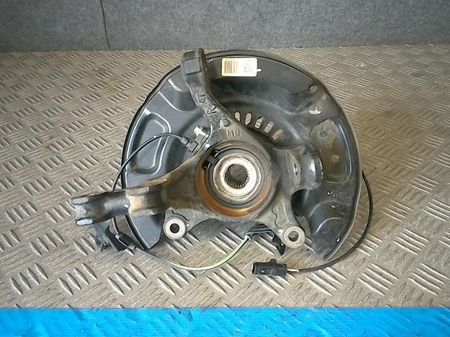 ラクティス DBA-NSP120 右FナックルハブASSY 43211-52050_画像4