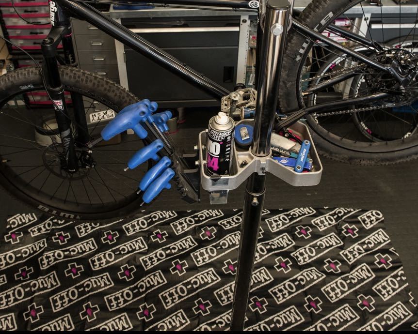 Muc-Off マックオフ INDOOR BIKE MAT メンテナンス マット ホーム メカニック MTB マウンテンバイク シクロクロス ロードバイク ローラー_画像4