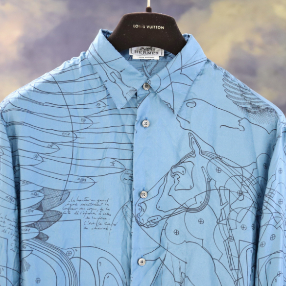 本物 超美品 エルメス 11SSコレクション Le Pegase クルードセル釦 ピュアシルクシャツ メンズ40/15 3/4 長袖シャツ トップス HERMES_画像3