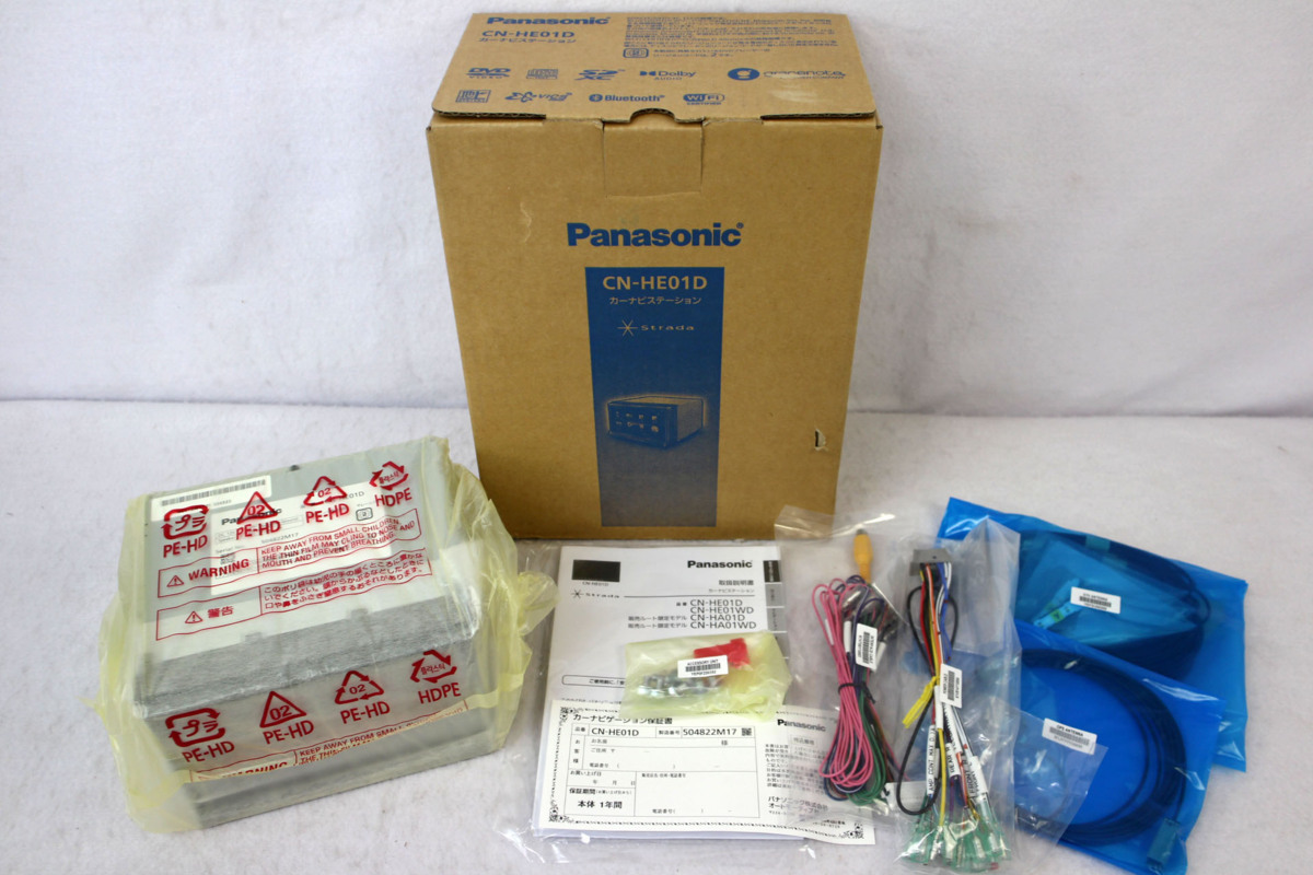 ◇未使用品◇Panasonic strada パナソニック ストラーダ CN-HE01D