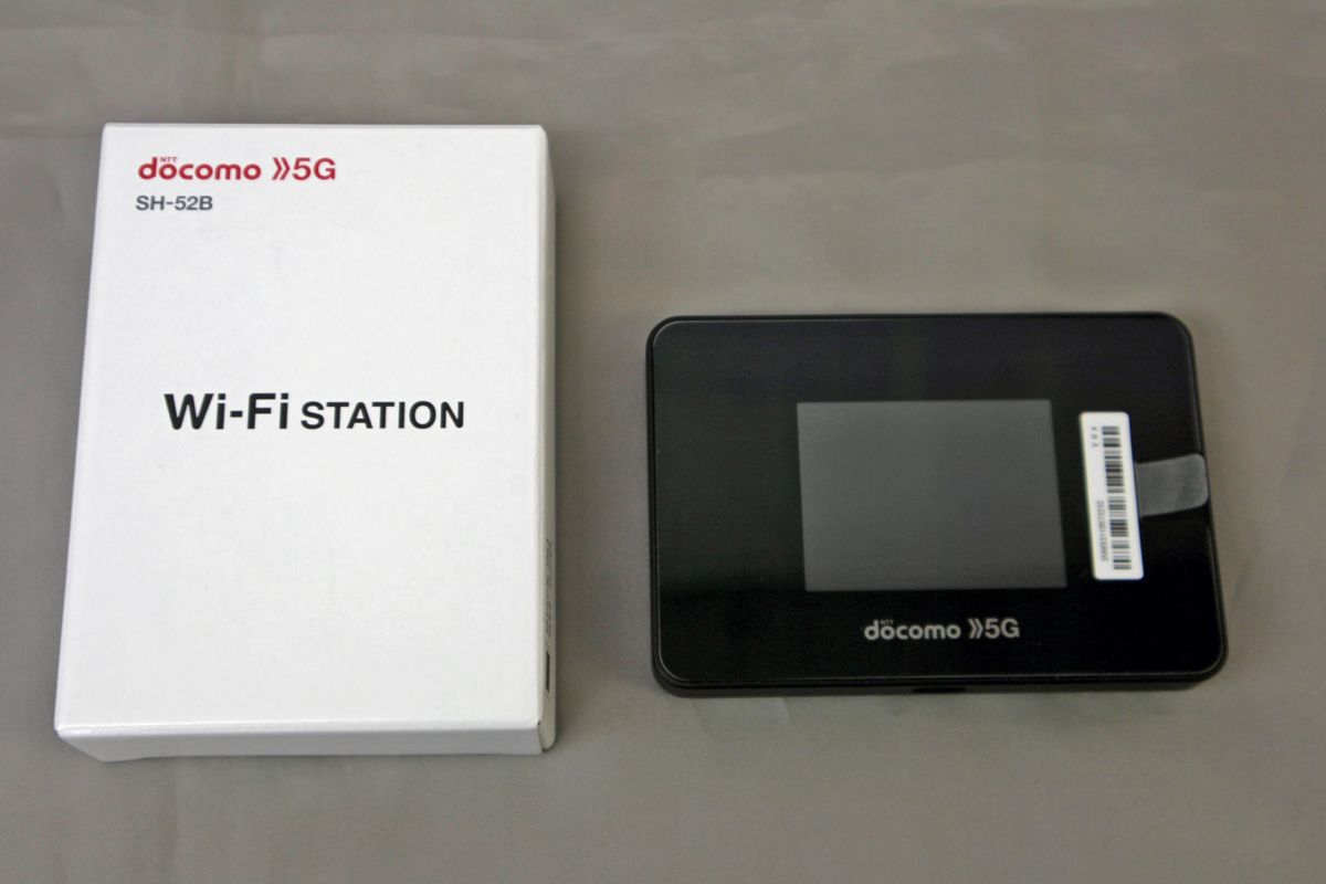 売切り特価 docomo Wi-Fi SH-52B クレードルとACアダプター付き