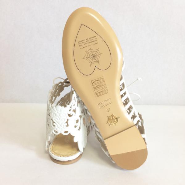 【新品】シャーロットオリンピア(CHARLOTTE OLYMPIA) 　サンダル　37 白/00859_画像7