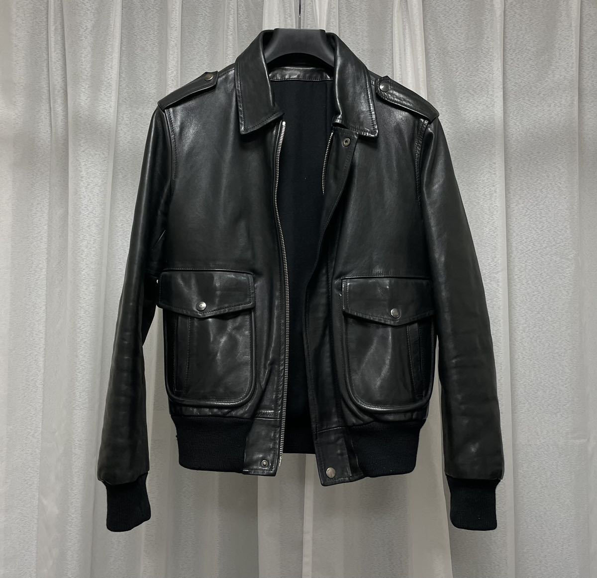 Yahoo!オークション - 美品 06AW マルタンマルジェラ A-2 レザー Yahoo!オークション - 美品 06AW マルタンマルジェラ A-2 レザー