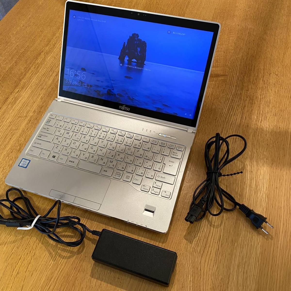 富士通 LIFEBOOK SH90/B1 ☆Core i5 7200U SSD256GB 8GB タッチパネル