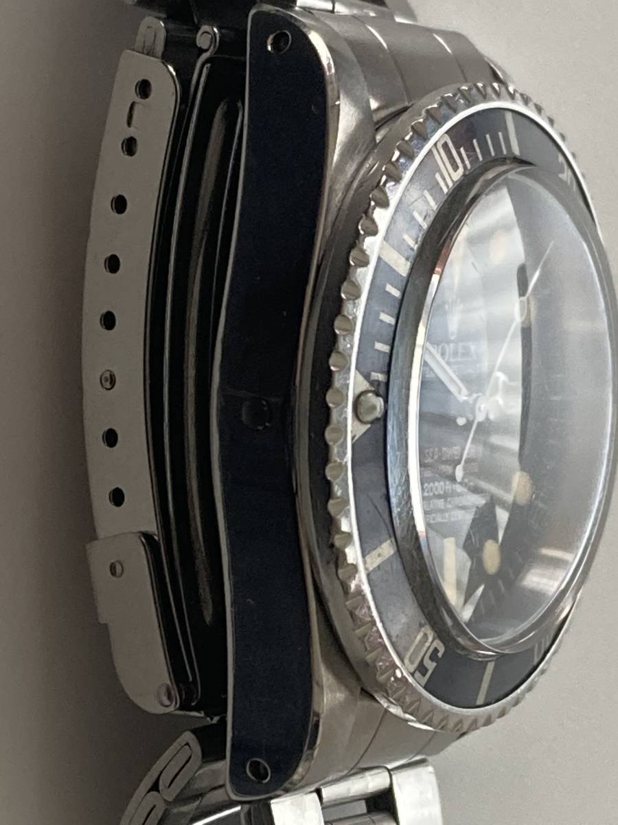 『赤シード OH済』ROLEX SEA-DWELLER シードゥエラー OYSTER PERPETUAL DATE 1665 自動巻 黒文字盤 メンズ 腕時計 サービス保証書付_画像4