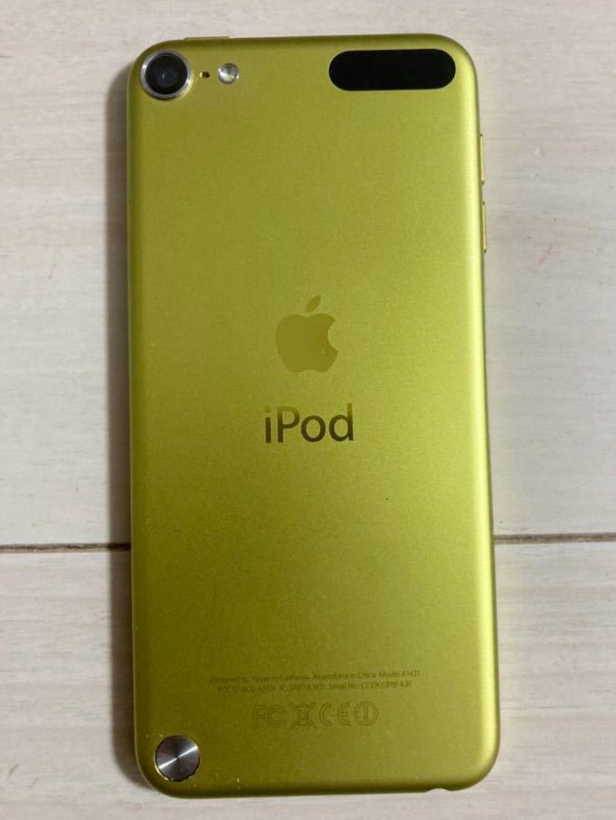 アップル 第5世代 iPod touch 32GB 本体 純正 ケーブル イヤホン付き 初期化 アイポッド タッチ MD714J/A A1421 apple 送料無料_画像4