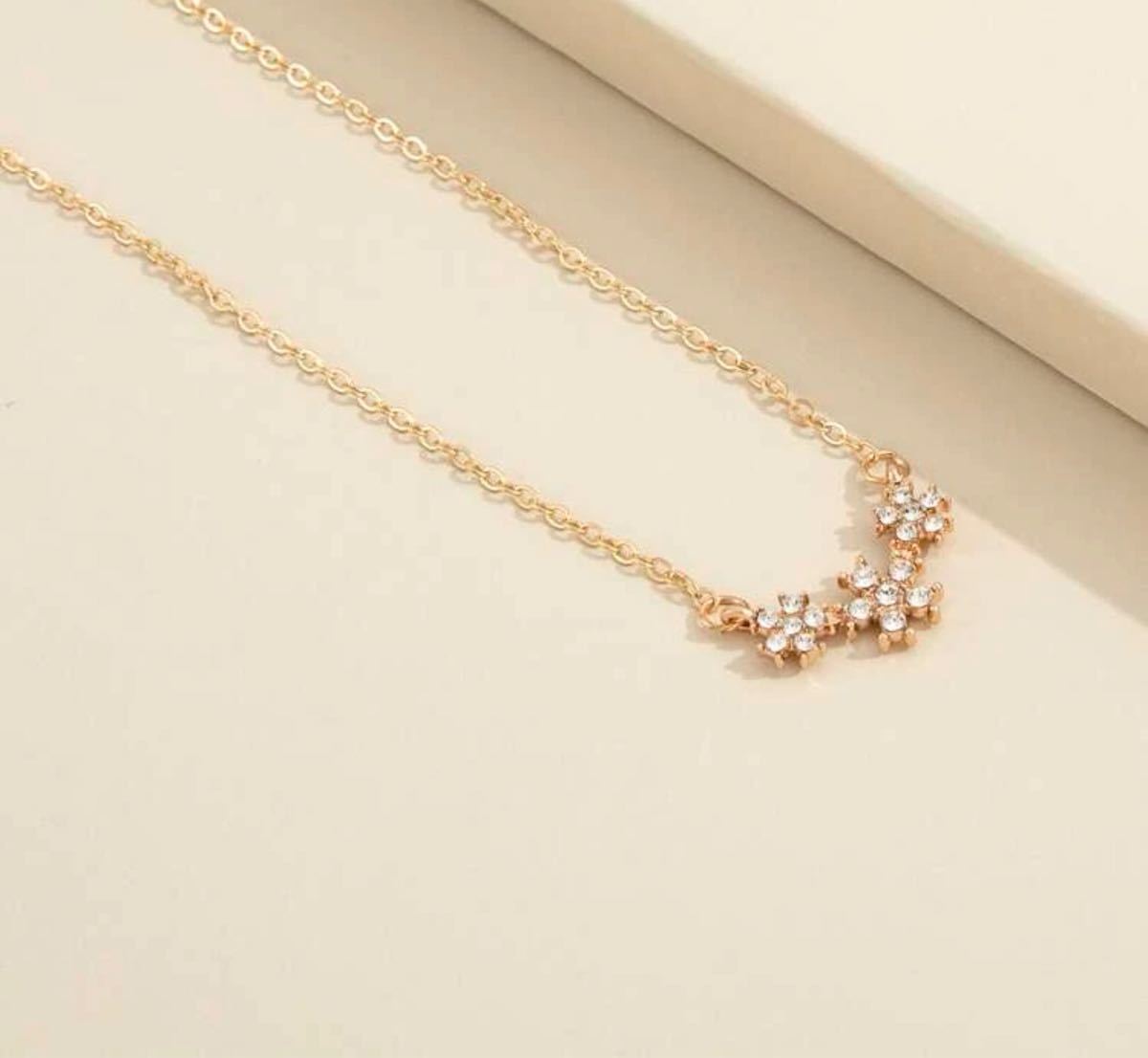 Paypayフリマ ノーブランド フラワー 花 お花 ネックレス ペンダント アクセサリー Paypayフリマ ノーブランド フラワー 花 お花 ネックレス ペンダント アクセサリー