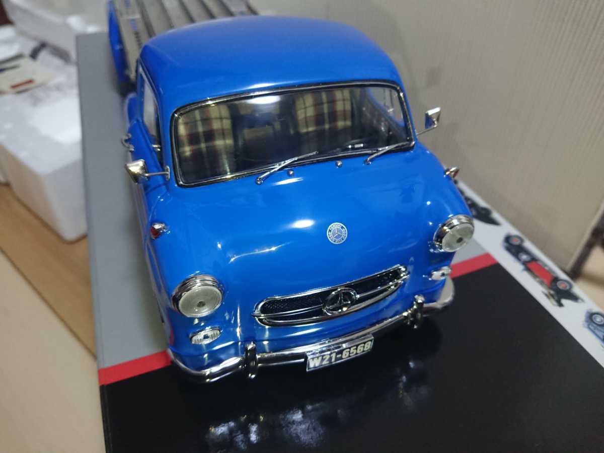 ☆1スタ☆ CMC Mercedes-Benz 1954 RenntransPorter M-036 1/18