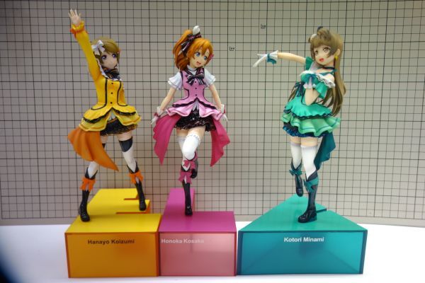 z1【梱80】ラブライブ! 小泉花陽 高坂穂乃果 南ことり Birthday Figure