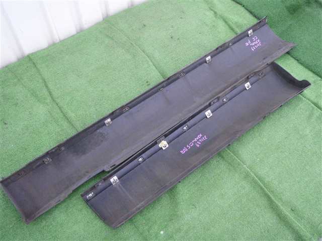 * X3XFU Citroen C5 side step right 321239JJ