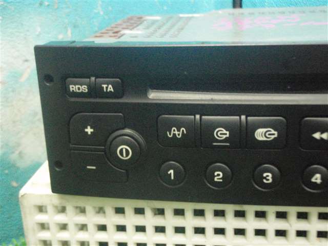 * A8KFV Peugeot 1007 оригинальный аудио CD панель 96599990 311045JJ