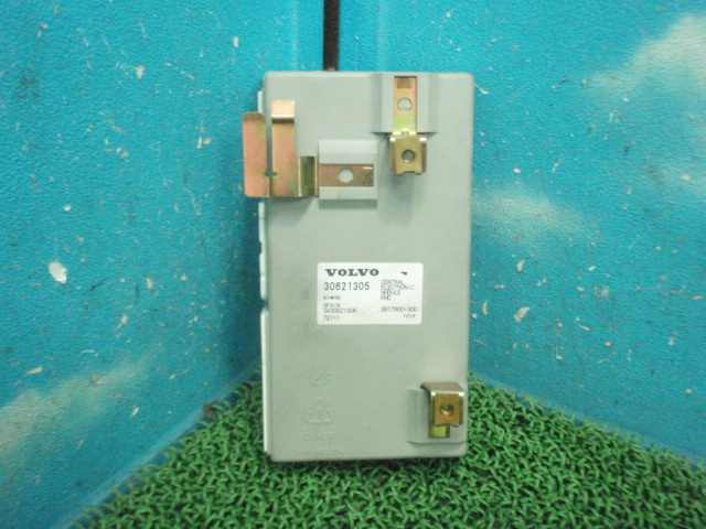 * 4B4204W Volvo V40 30621305 electronic module 13795JJ