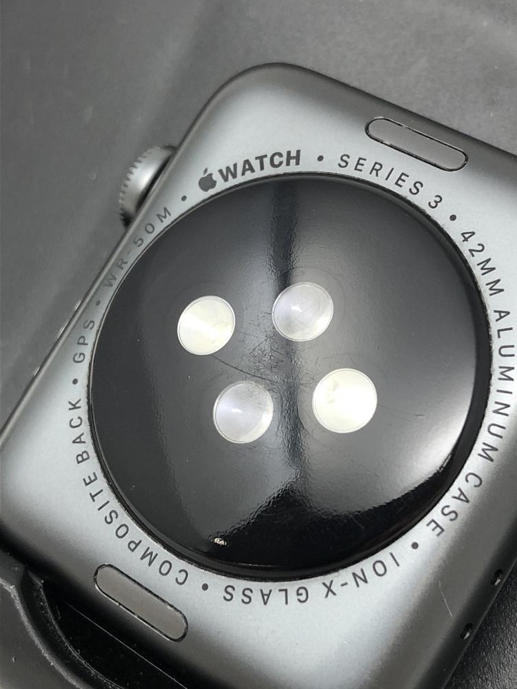 直売本物 U556 Apple Watch Series3　GPS 42mm　スペースグレイアルミニウムケース スポーツバンド /060