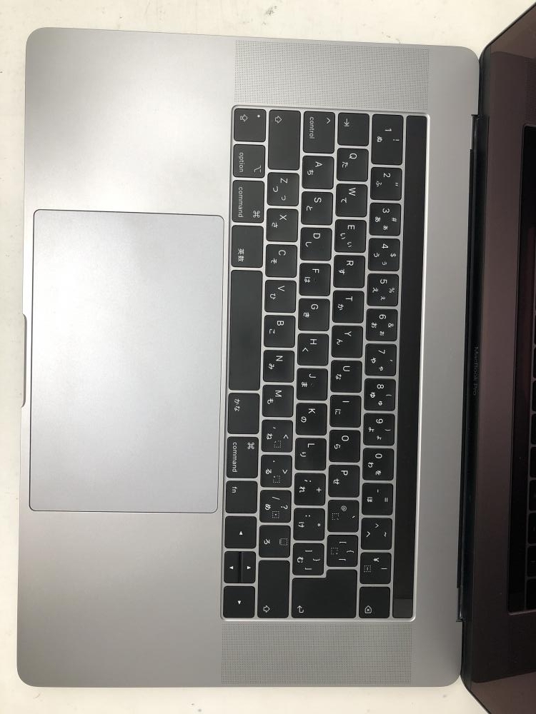 ★M407【ジャンク品】 MacBook Pro 2019 15インチ　メモリ16GB /100_画像3