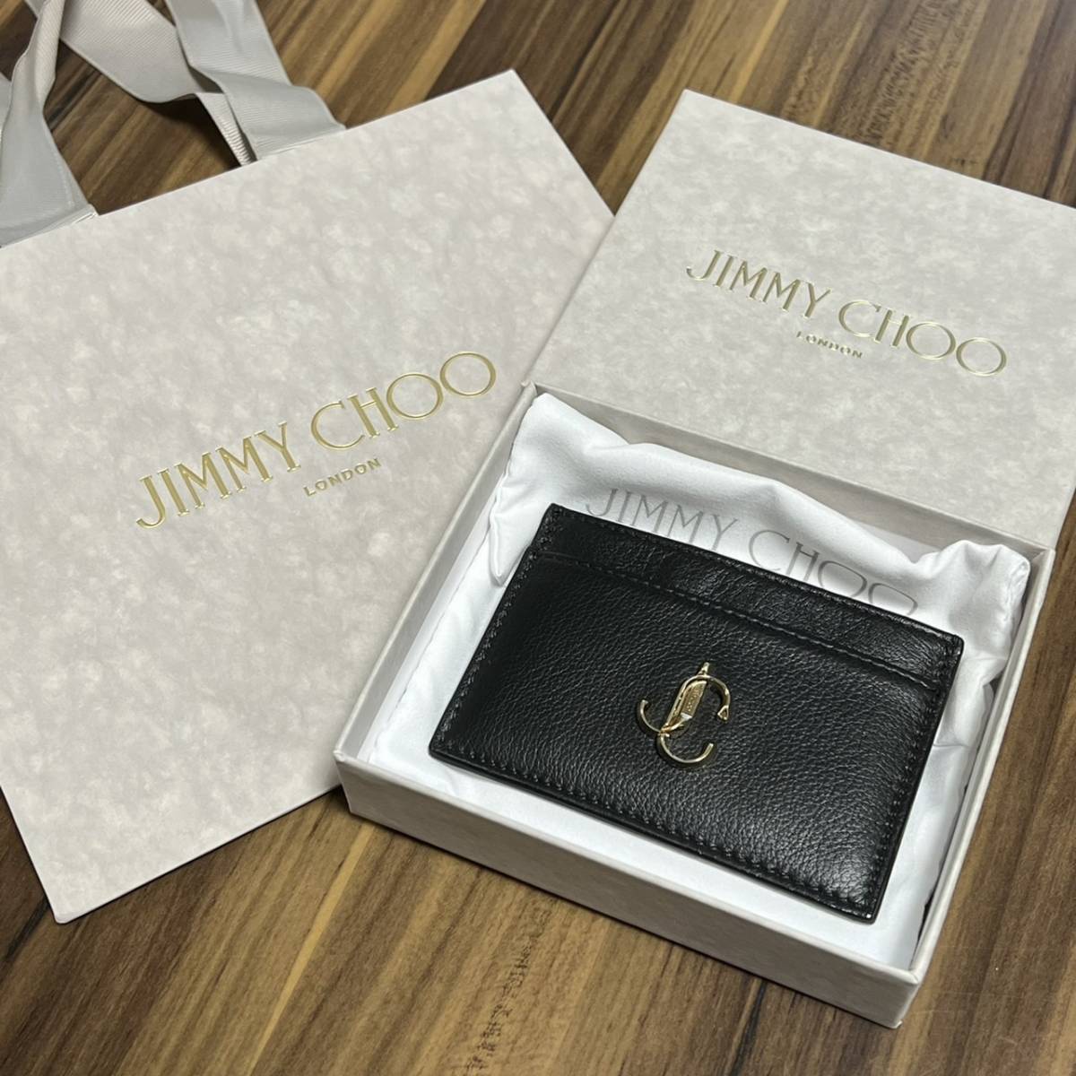 【新品未使用】Jimmy Choo ジミーチュウ レザー カードケース 財布 UMIKA ブラック ギフト包装
