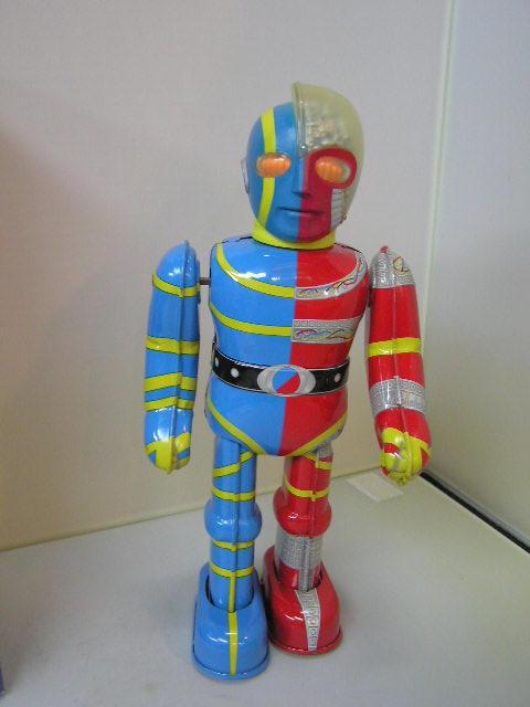 ヨネザワ マイティ ロボット(ゼンマイ歩行) ブリキ ロボ 当時 ヨネザワ マイティ ロボット(ゼンマイ歩行) ブリキ ロボ 当時