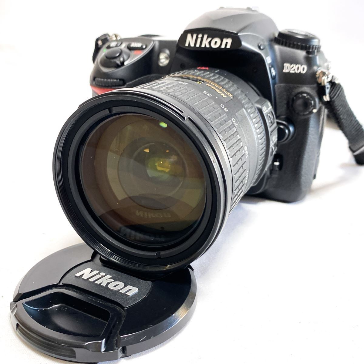 大きい割引 【完動美品】Nikon D200 C1907 バッテリー付属 1GB