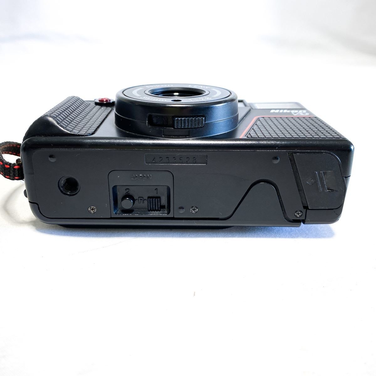 新品?正規品 美品 ニコン L35 AD2 35mm F2.8 ピカイチ フィルム C117