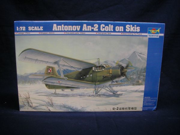 144 01607 トランペッター1/72 AN-2輸送機（スキー） 510D1_画像1