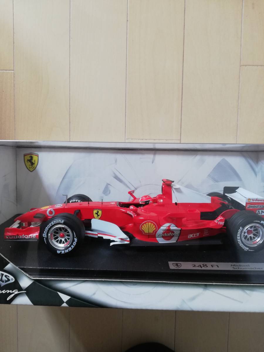 新しい到着 1/18 フェラーリ ２４８F1 ミハエル シューマッハ＆おまけ