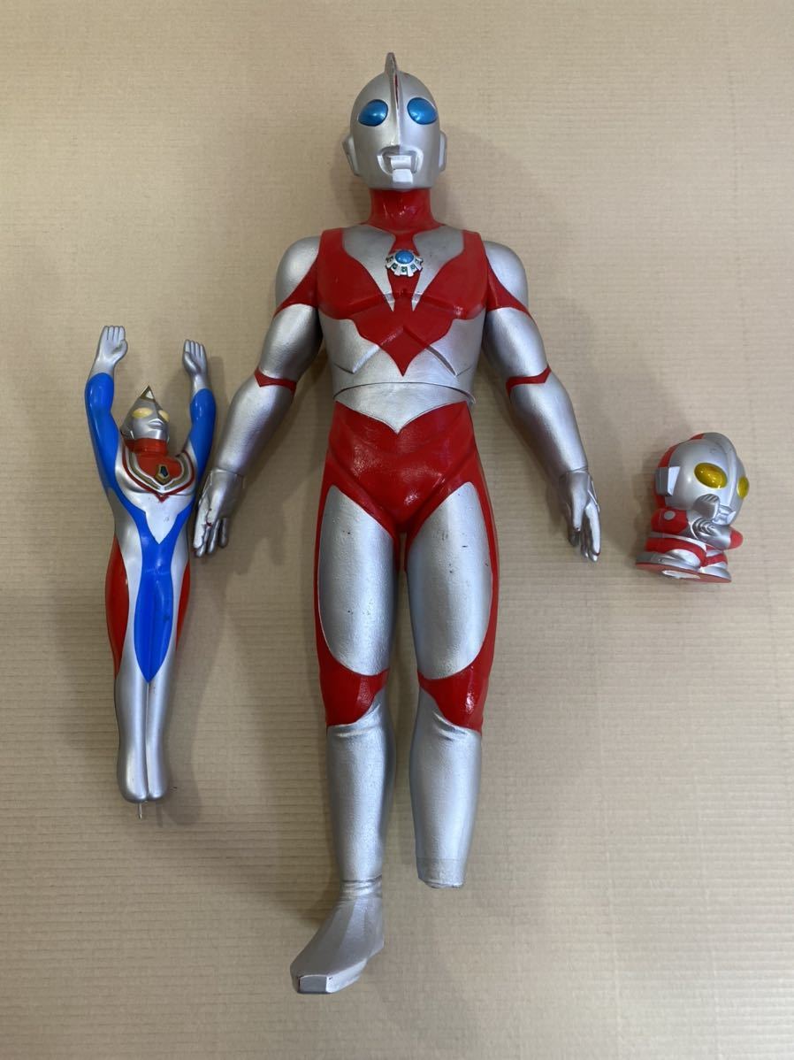 ウルトラマン フィギュア 人形 貯金箱 バンダイ_画像1