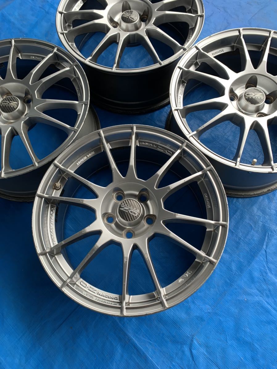 OZ RACINGウルトラレッジェーラ 17インチ7.5J 5穴PCD108 オフセット+40
