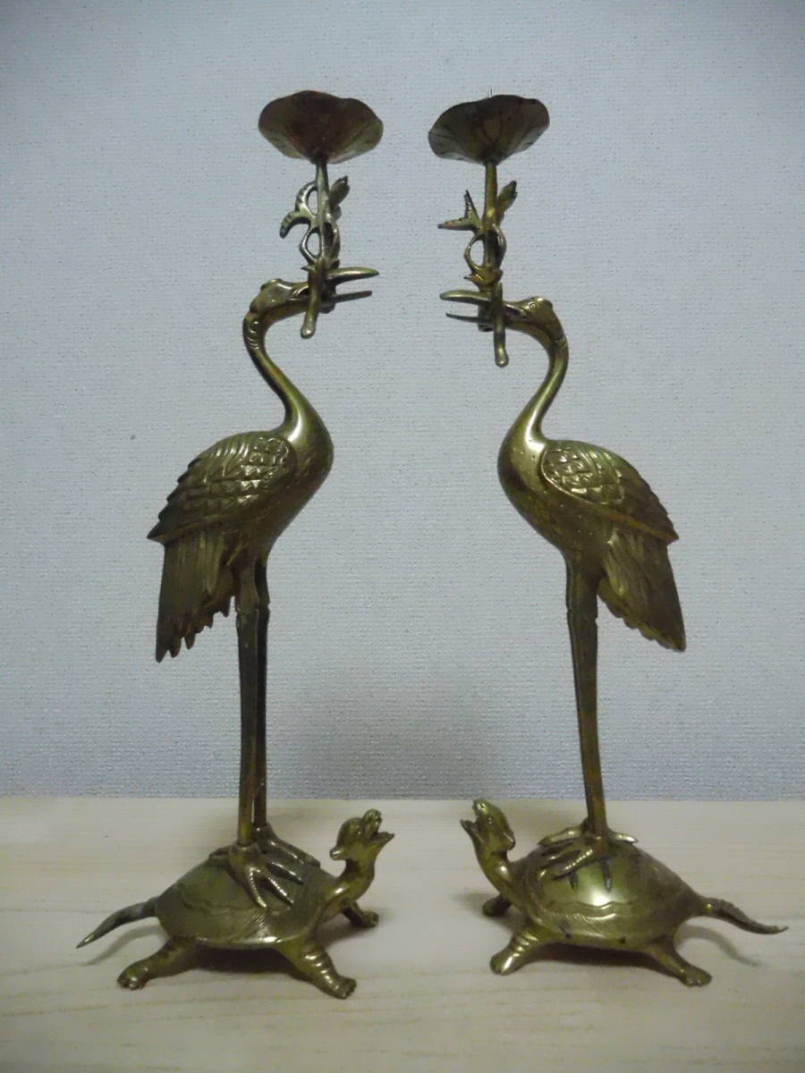 X174-201W 仏具 燭立 獅子香炉 華鋲 一対 真鍮 大谷派 蝋燭立:高 X174-201W 仏具 燭立 獅子香炉 華鋲 一対 真鍮 大谷派 蝋燭立:高