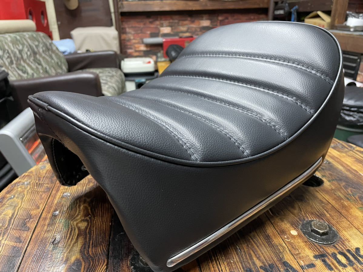ゴリラ純正シート張替え品 あんこ抜きBLACK ゴリラ純正シート張替え品 あんこ抜きBLACK