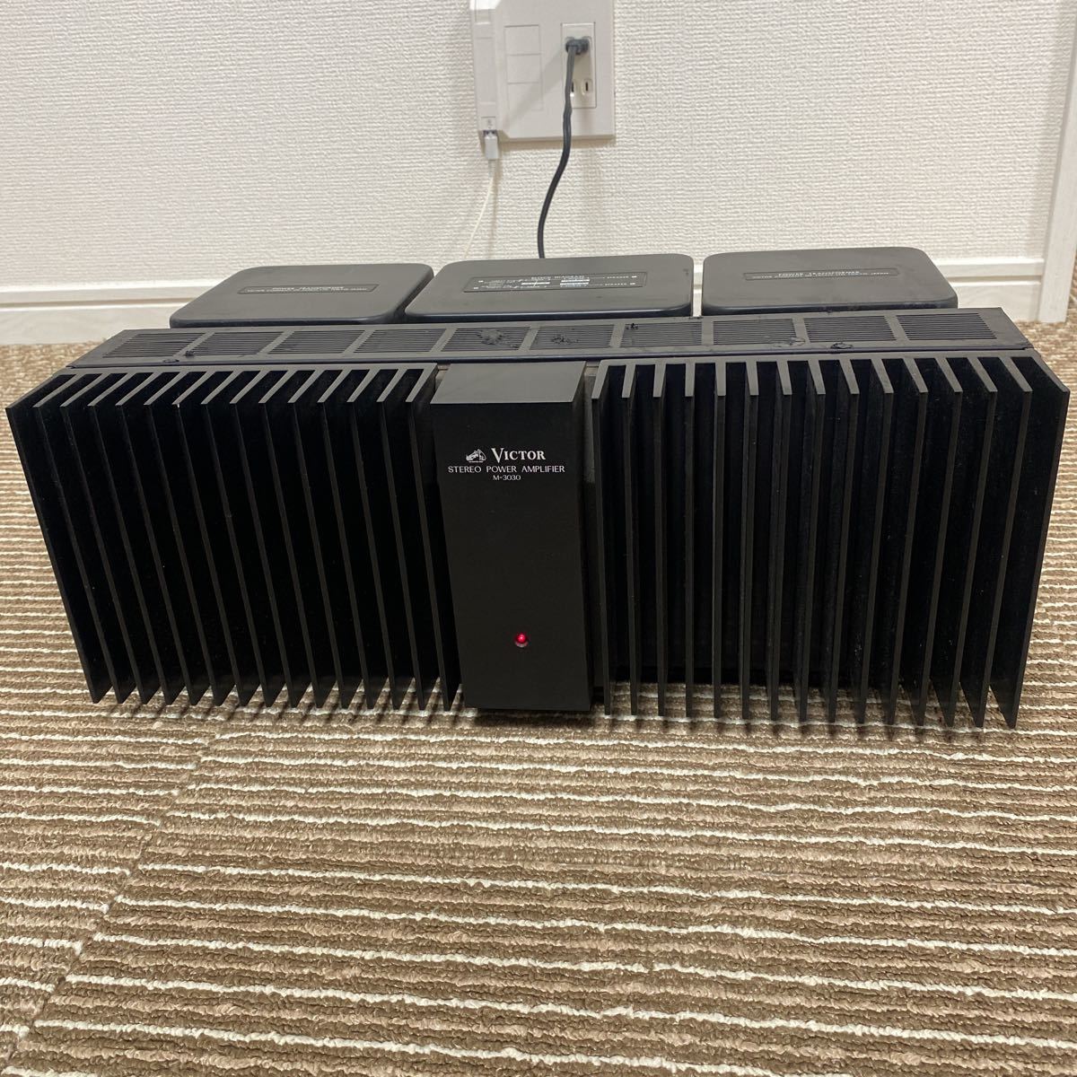 Victor ビクター M-3030 パワーアンプ◇現状品 Victor ビクター M-3030 パワーアンプ◇現状品