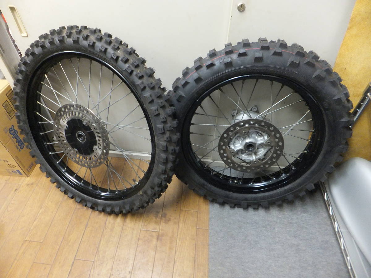 Yahoo!オークション - XR250 MD30 純正ホイールセット 黒リム Yahoo!オークション - XR250 MD30 純正ホイールセット 黒リム
