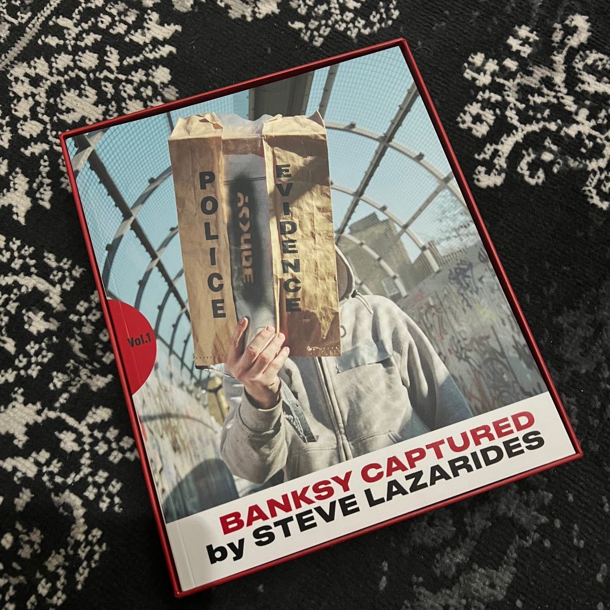 激安価格の Banksy Captured バンクシー - アート写真集 - reachahand.org 激安価格の Banksy Captured バンクシー - アート写真集 - reachahand.org