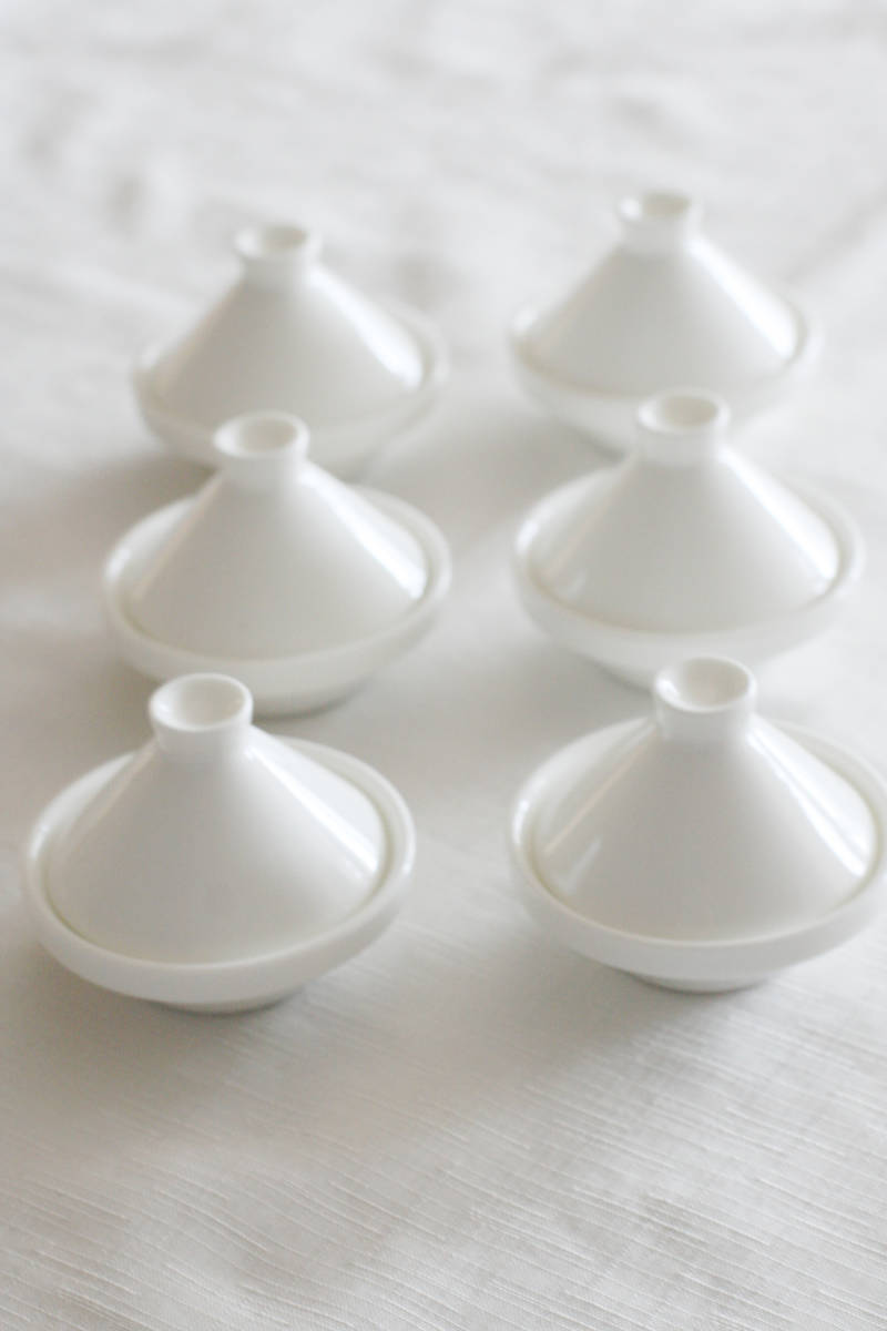 【新品未使用】６個　タジン鍋　小鉢　蓋つき　白　先付け　オシャレ　皿　食器_画像2