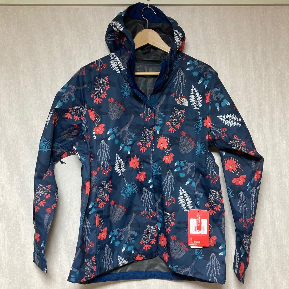 レディース新品 海外限定 ノースフェイス マウンテンパーカーS花 レディース新品 海外限定 ノースフェイス マウンテンパーカーS花