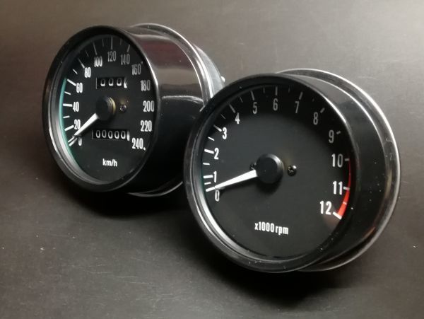 送料込み Z1/Z2 スピードメーター/タコメーターSET○社外/750RS/Z900