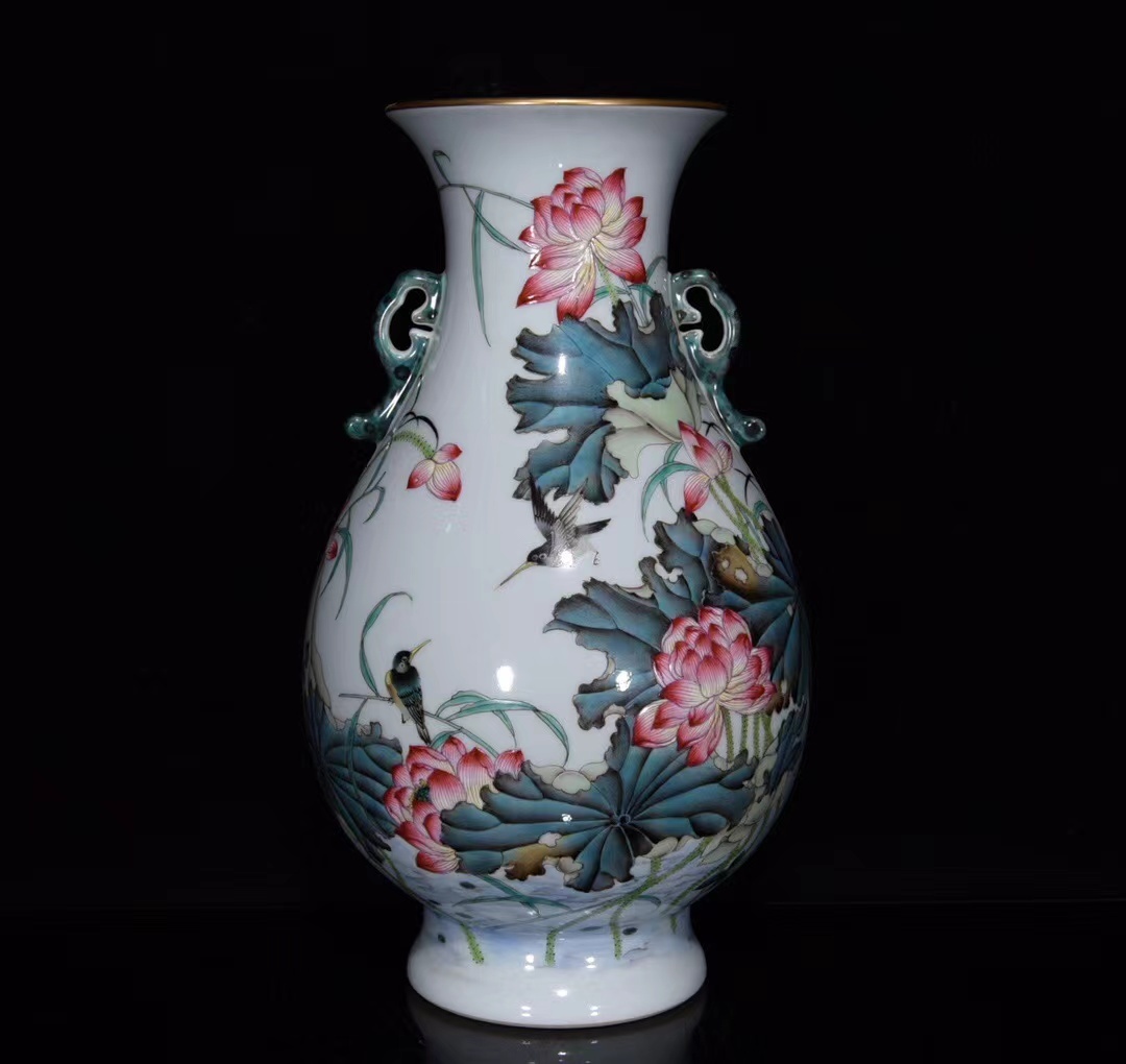 信頼 旧蔵 古美術 中国古玩 清代乾隆年製款 粉彩荷叶花鳥双耳瓶 時代物 ...