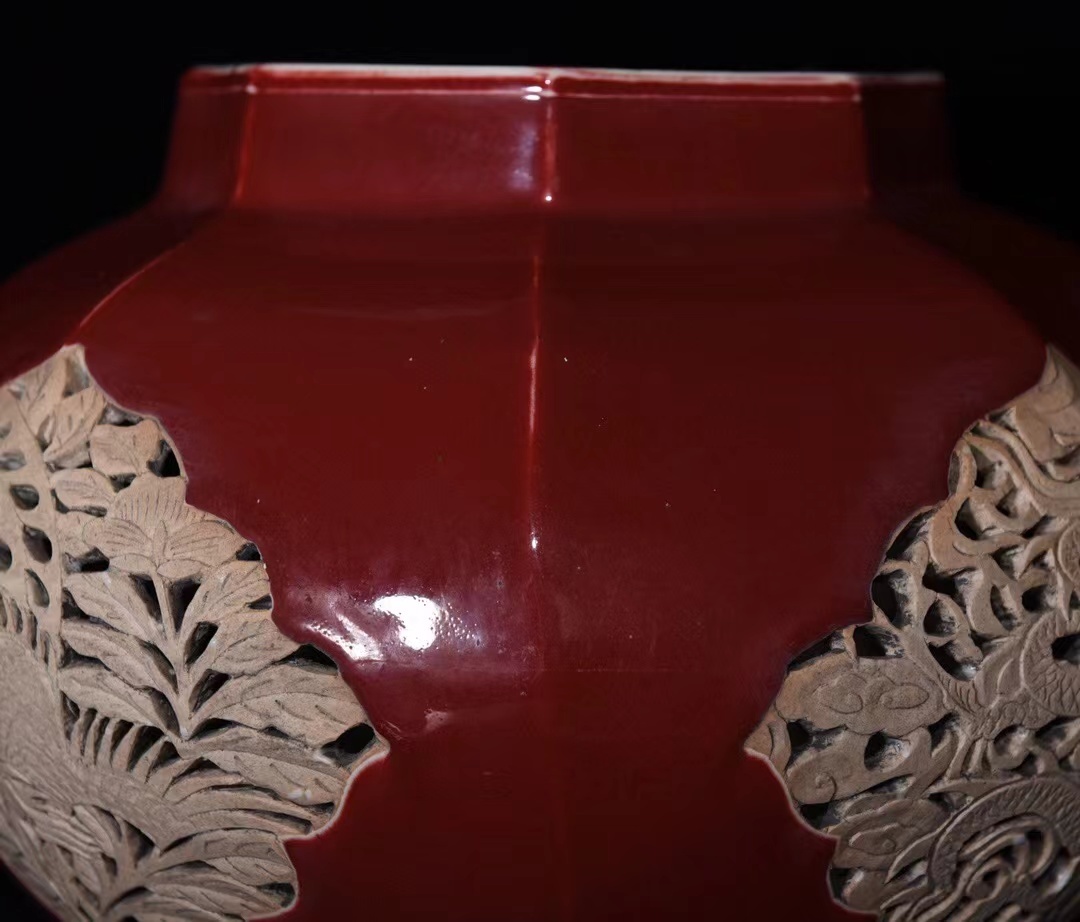 ◆旧蔵◆　古美術 中国古玩　元代　祭紅釉鏤空龍鳳八角大罐　時代物　AT08_画像7