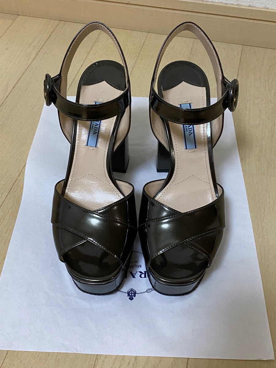 PRADA シルバー サンダル|Yahoo!フリマ(旧PayPayフリマ) PRADA シルバー サンダル|Yahoo!フリマ(旧PayPayフリマ)