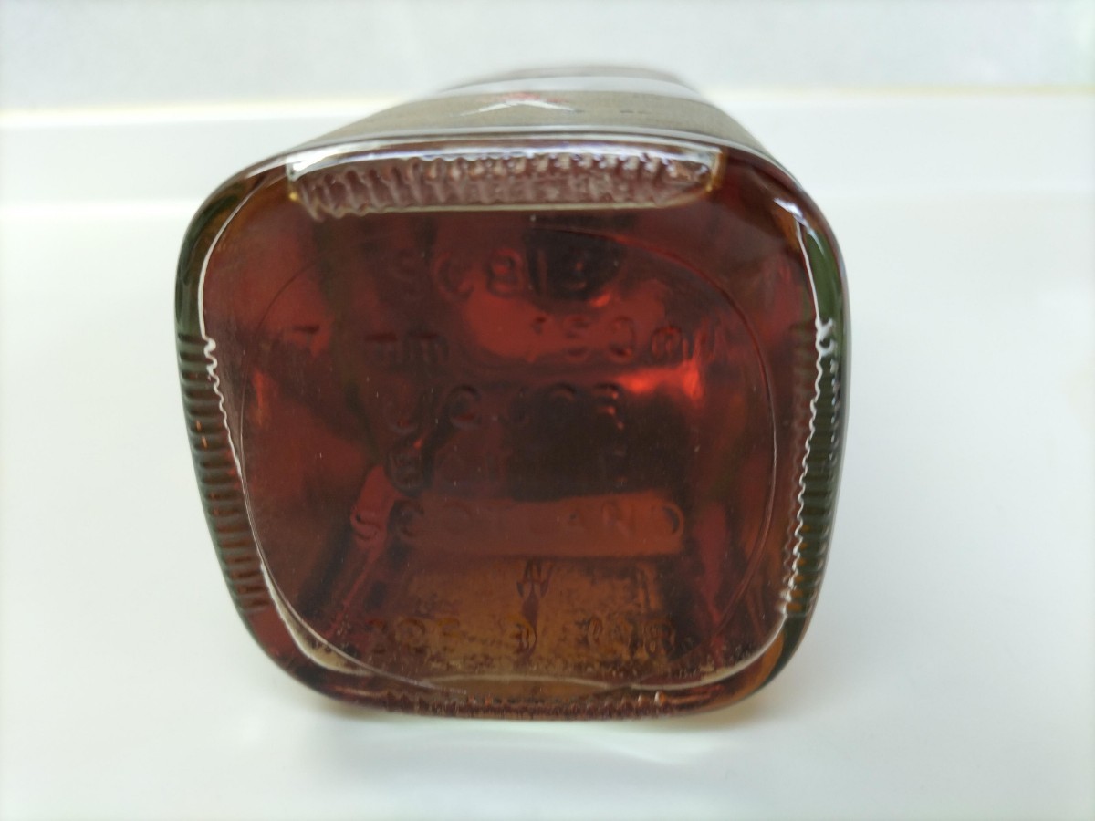 未開栓 ジョニーウォーカーレッドラベル 750ml 43% 箱なし 未開栓 ジョニーウォーカーレッドラベル 750ml 43% 箱なし