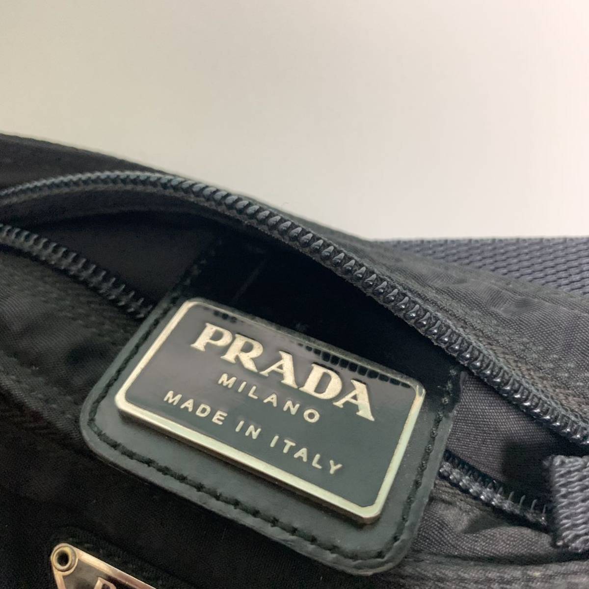 prada プラダ ショルダーバッグ ナイロン ブラック 斜めがけ prada プラダ ショルダーバッグ ナイロン ブラック 斜めがけ