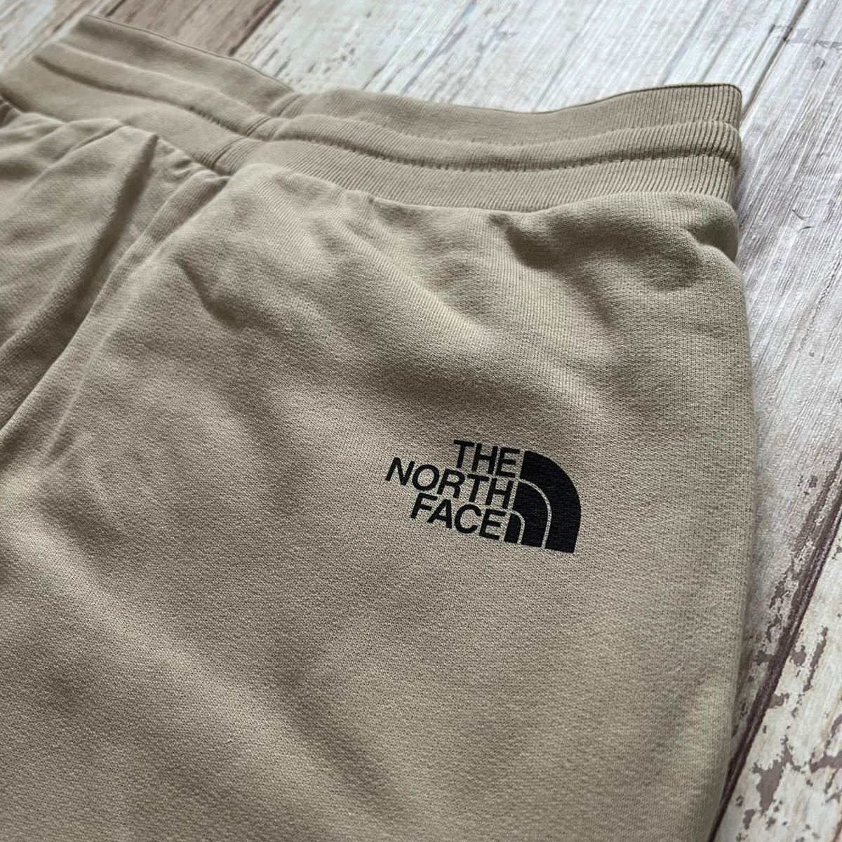 海外限定】TNF ジョガーパンツ ベージュ US/XL 日本サイズ3L www