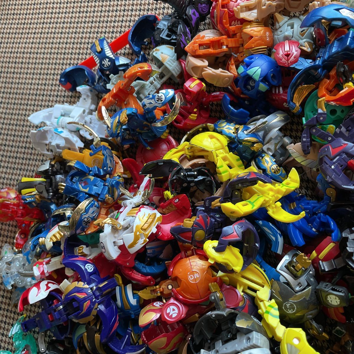 爆丸 150個 以上大量 セット! bakugan very Rare 爆テク BAKUTECH