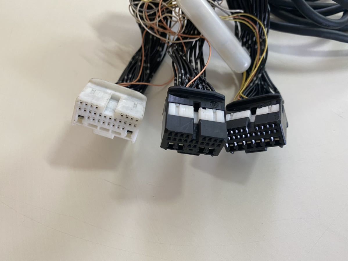 マジェスタ URS206 エアサスコントローラー ASR681 ハーネス マジェスタ URS206 エアサスコントローラー ASR681 ハーネス