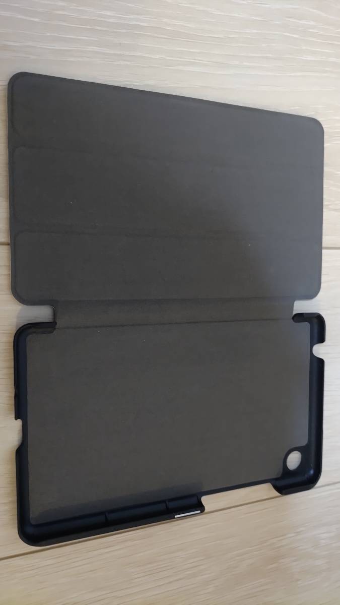 【中古】Lenovo tab M7 用　タブレットケース　スタンド機能付き 保護ケース 三つ折_画像3