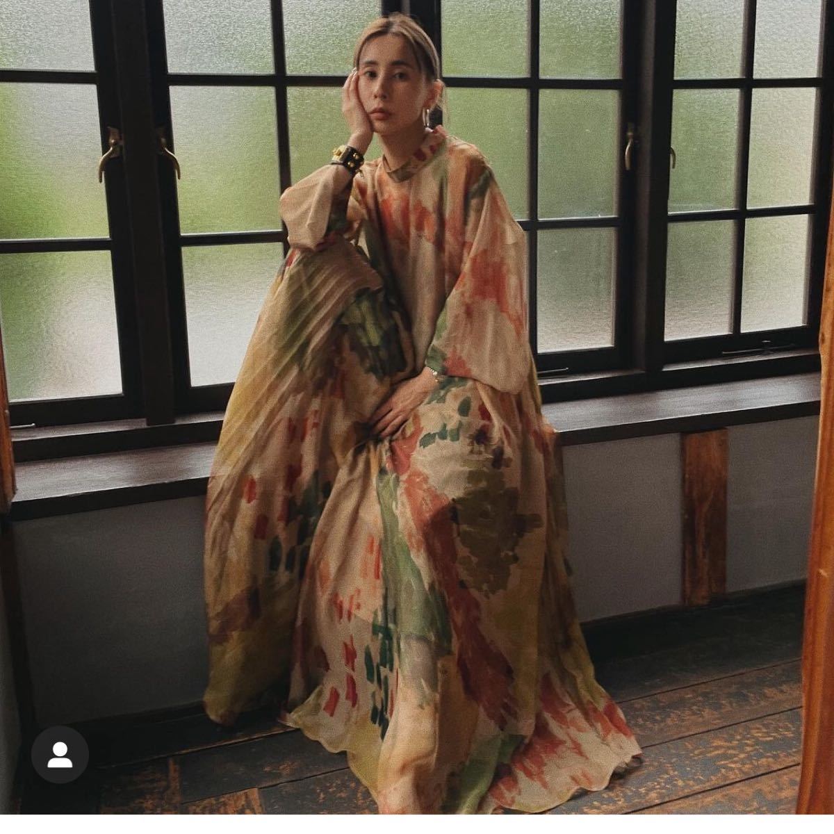 贈与 Ameri UND WILLOW PAINT DRESS Sサイズ educationjournal.org